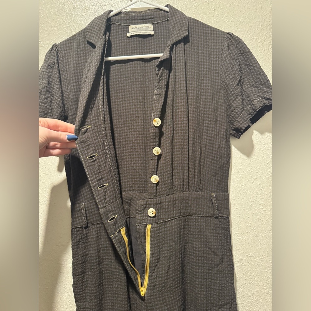 Urban Outfitters Gingham Collared Button-Front Jumpsuit | Medium - Picture 5 of 12